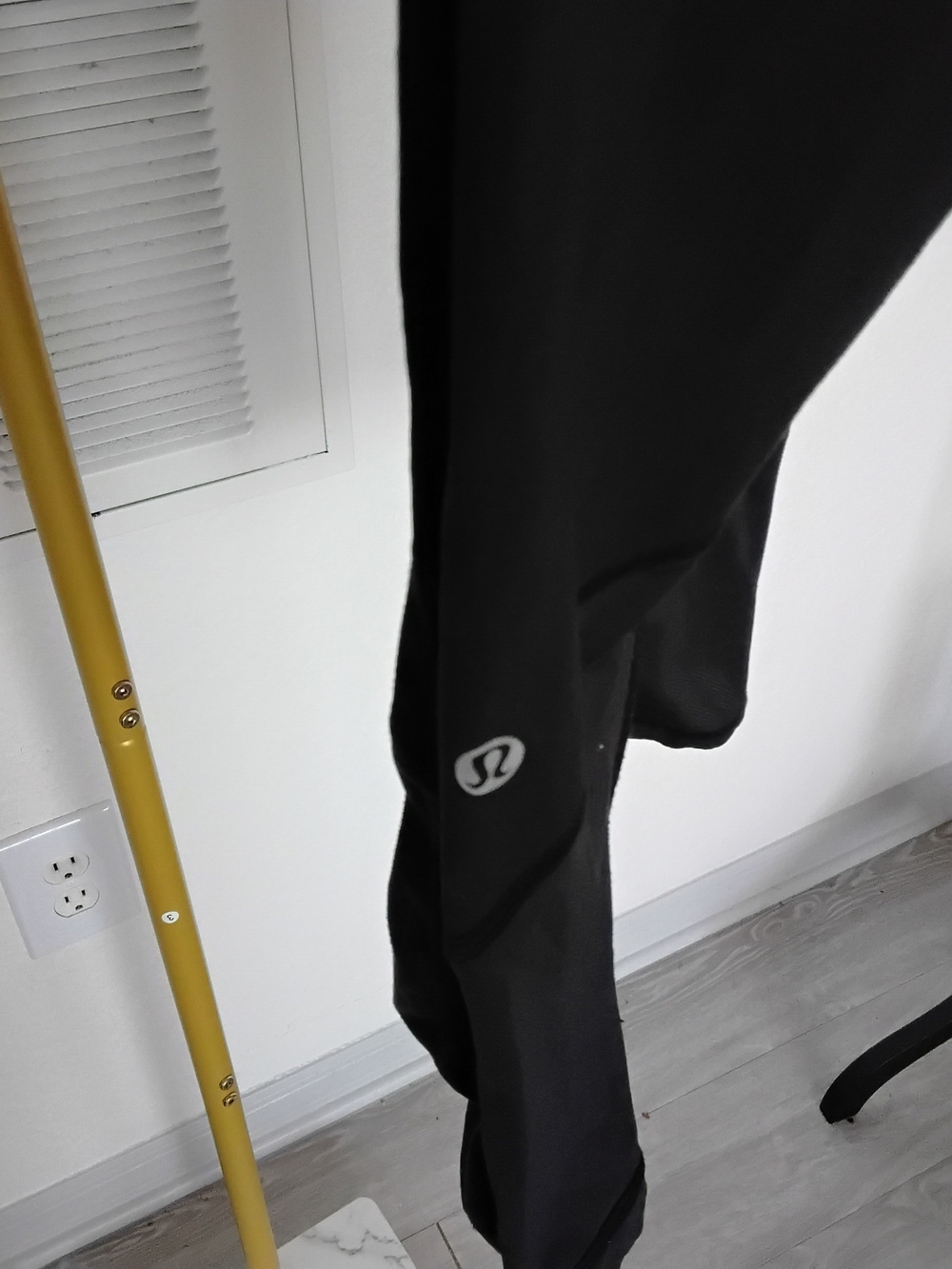 lululemon athletica Black Women’s Leggings with Reflective Logo